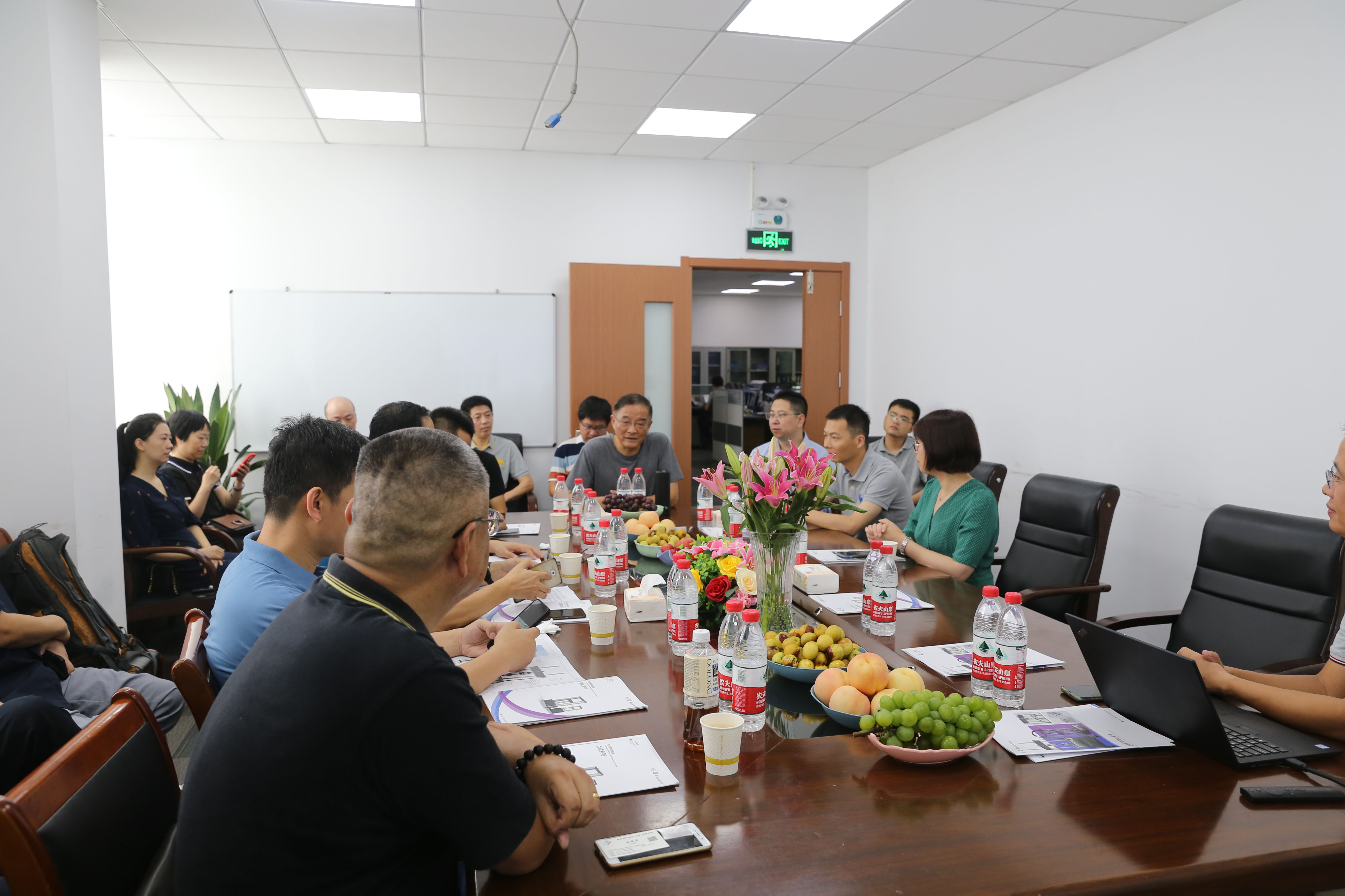 2aab2f0c-6563-442a-967c-8af7138e7a4d